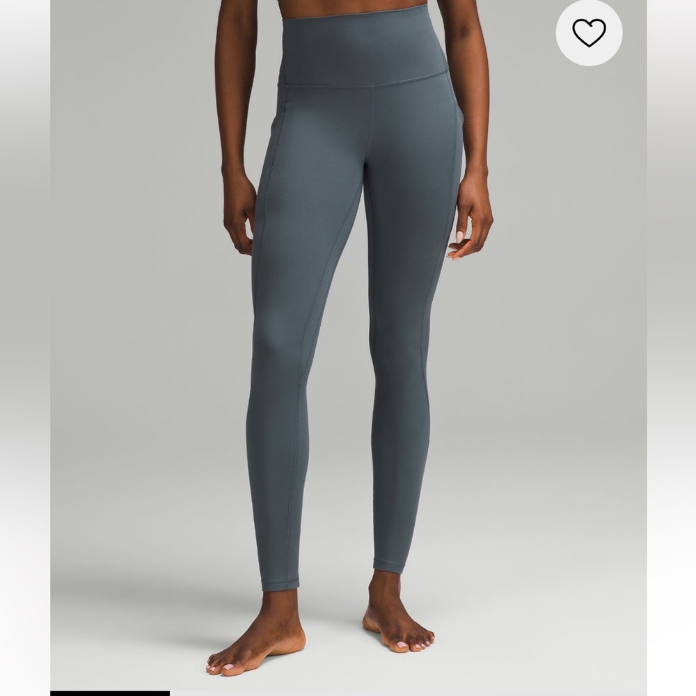 NWT Lululemon Align High Rise with pockets 28”